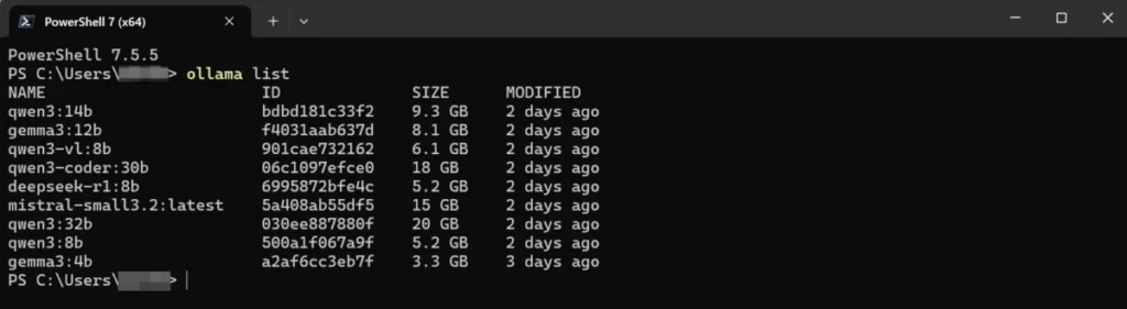 OllamaをCUIで使用し、ダウンロード済みのAIモデルの一覧をlistで表示させた画面のスクリーンショット